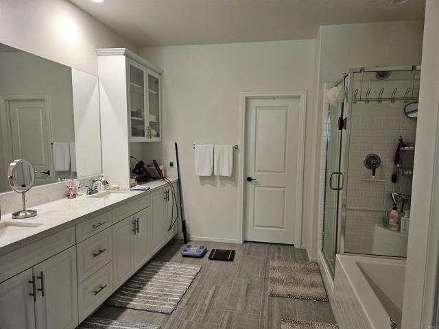 34885 Heartland Lane, Murrieta CA: https://media.crmls.org/mediaz/f05270ad-4117-425a-adb2-a764bba5659b.jpg