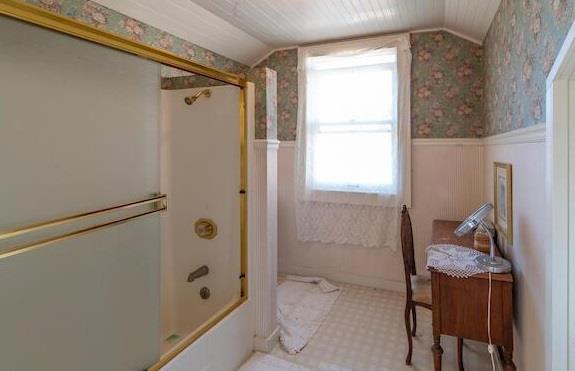 5520 S Highway 1,  CA: https://media.crmls.org/mediaz/f05296c3-b13f-4353-9e1a-60f3f9683bb1.jpg