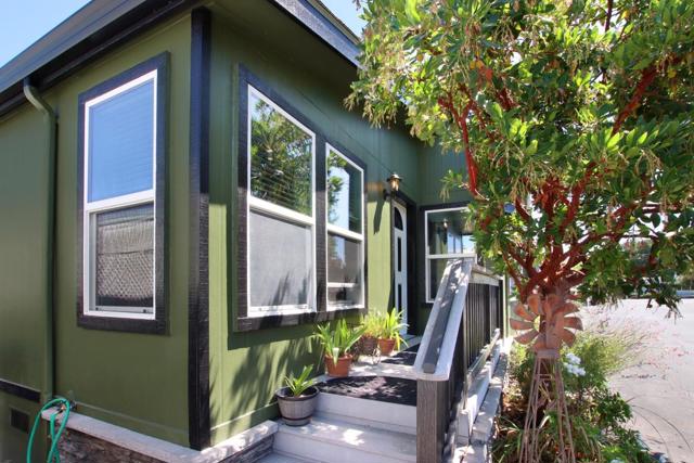 444 Whispering Pines Drive, Scotts Valley CA: https://media.crmls.org/mediaz/f053d4d0-dab6-4688-8b7c-f8cd33f733b3.jpg