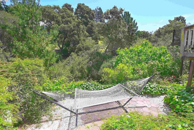 38 Saint Stephens Dr., Orinda CA: https://media.crmls.org/mediaz/f0545c2d-4a4c-4ac4-9aeb-14f5c9d91daf.jpg