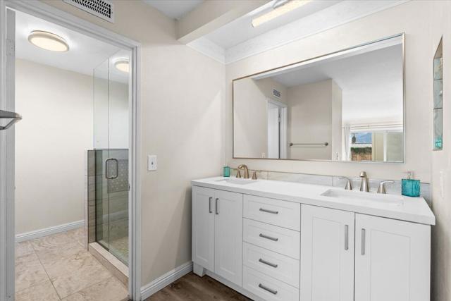 43035 Tennessee Avenue, Palm Desert CA: https://media.crmls.org/mediaz/f0546d4f-5d5a-46d6-ba70-6f33b93ae4fc.jpg