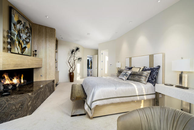 79525 Tom Fazio N Lane, La Quinta CA: https://media.crmls.org/mediaz/f054917a-4177-4bce-aeb5-98044f07d078.jpg
