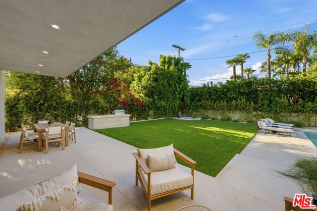 5 Bed Home for Sale in Encino, California