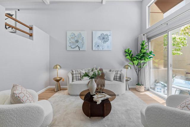 219 Commons Lane, Foster City CA: https://media.crmls.org/mediaz/f0567ecc-34a9-4339-918b-650cac61bd9c.jpg