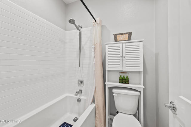 1830 Poppy Drive, Simi Valley CA: https://media.crmls.org/mediaz/f0569061-8fd7-410a-ba61-2ae9f6ea38bc.jpg