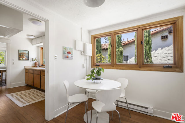 3865 Brunswick Avenue, Los Angeles CA: https://media.crmls.org/mediaz/f056d301-d3f2-4c89-b619-41fe0db56ec2.jpg