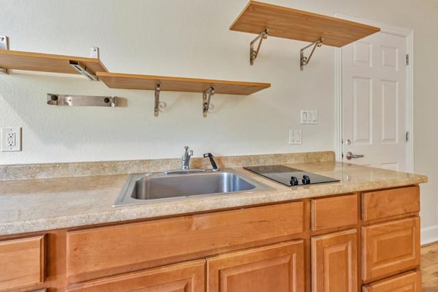 2081 Sheraton Drive, Santa Clara CA: https://media.crmls.org/mediaz/f05957ff-259d-4f3c-84db-7d133ade2b5d.jpg