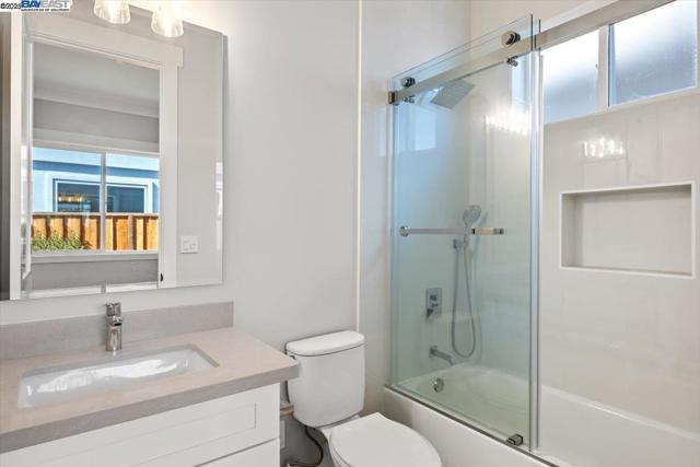 Image 7 of 20 For 37282 Magnolia St