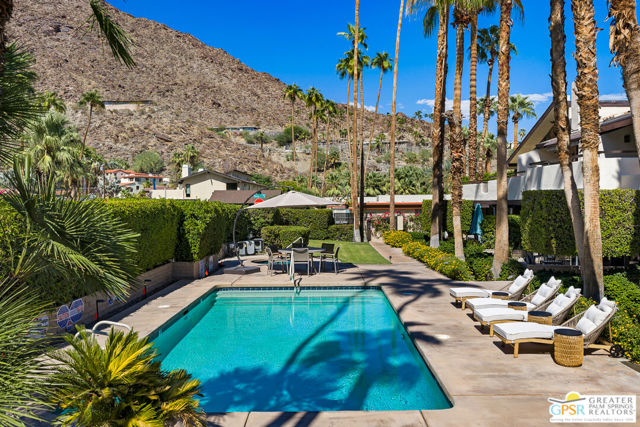 555 W Arenas Road #6, Palm Springs, CA 92262