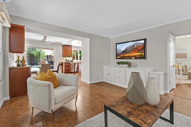 7777 Crossridge Rd, Dublin CA: https://media.crmls.org/mediaz/f05c339f-01ae-44d2-8258-b6eb4455e3f7.jpg