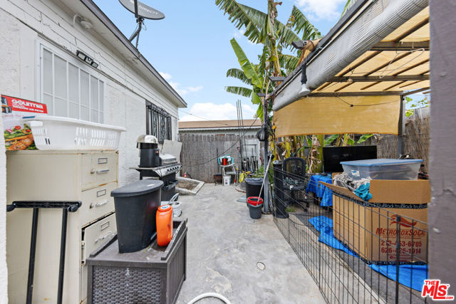 130 Clarence Street, Los Angeles, California 90033, ,Multi-Family,For Sale,Clarence,24384885