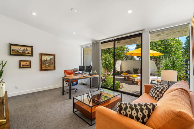44841 Desert Horizons Drive, Indian Wells CA: https://media.crmls.org/mediaz/f05de165-bbfb-40a7-a167-f0a5d9b5ad2a.jpg
