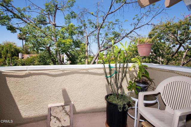 Detail Gallery Image 38 of 42 For 202 S Holliston Ave #301,  Pasadena,  CA 91106 - 3 Beds | 4 Baths
