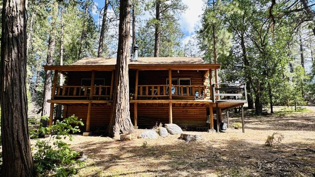 53341 Sherman Drive, Idyllwild CA: https://media.crmls.org/mediaz/f05e2bc6-f605-47f6-b888-8009d0497bad.jpg