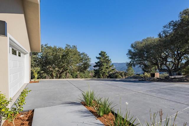 26135 Laureles Grade, Carmel Valley CA: https://media.crmls.org/mediaz/f05f00c9-549e-4cf3-a2b7-7b572af10aed.jpg
