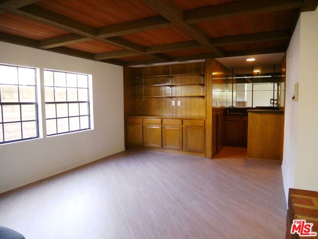 10827 MARIETTA Avenue, Culver City CA: https://media.crmls.org/mediaz/f05ffb79-1b00-48dc-b31c-2993a1e81b83.jpg
