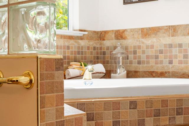 Image 34 of 56 For 3786 Corina Way