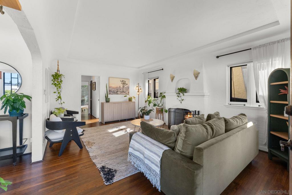 4762 Mountain View Drive - photo 4