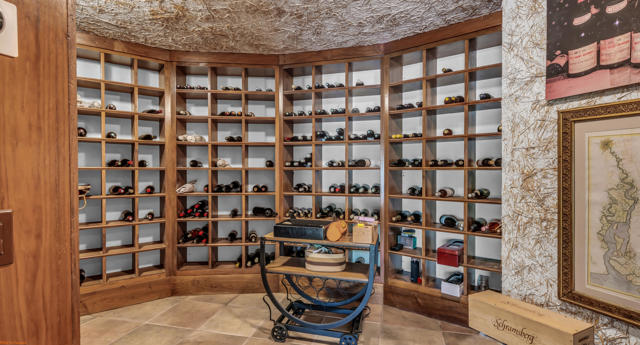 73297 Grapevine Street, Palm Desert CA: https://media.crmls.org/mediaz/f061283e-b19c-4a14-bda8-b55c3aa22cd0.jpg