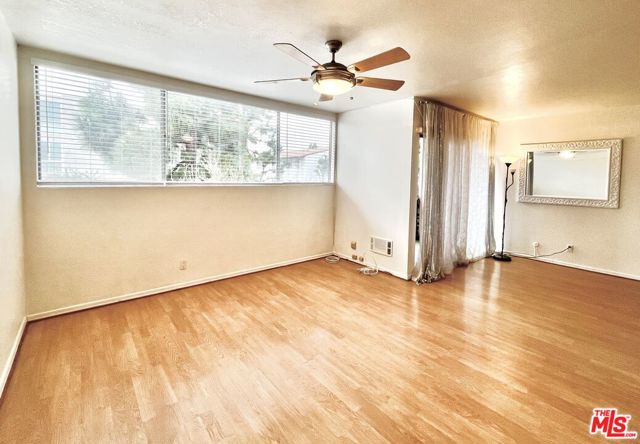 5950 Canterbury Drive, C211 photo 2