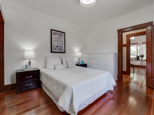 906 West Street, Hollister CA: https://media.crmls.org/mediaz/f063a878-9656-4788-adf4-01917383fb6d.jpg