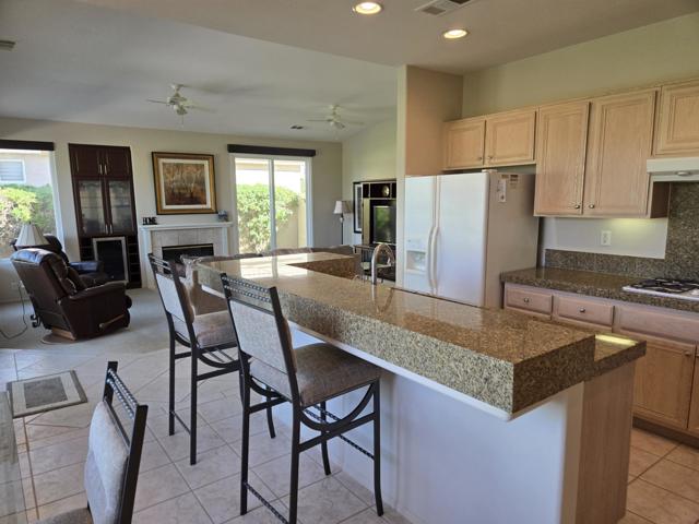 67634 S Laguna Drive, Cathedral City CA: https://media.crmls.org/mediaz/f064b313-3143-4cb8-a8a8-3ec68440002e.jpg