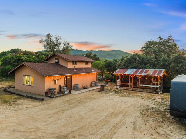 27751 Highway 79, Santa Ysabel CA: https://media.crmls.org/mediaz/f0654eb7-d17a-4c0f-b8f2-bb4852455766.jpg
