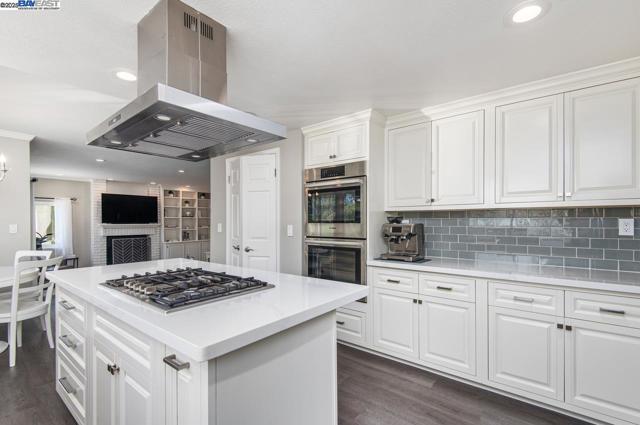 Image 15 of 49 For 2839 Victoria Ridge Ct