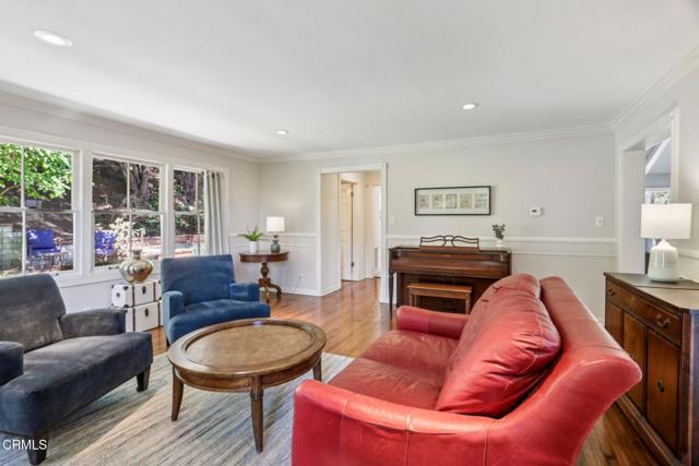 Detail Gallery Image 10 of 35 For 627 Linda Vista Ave, Pasadena,  CA 91105 - 3 Beds | 2/1 Baths