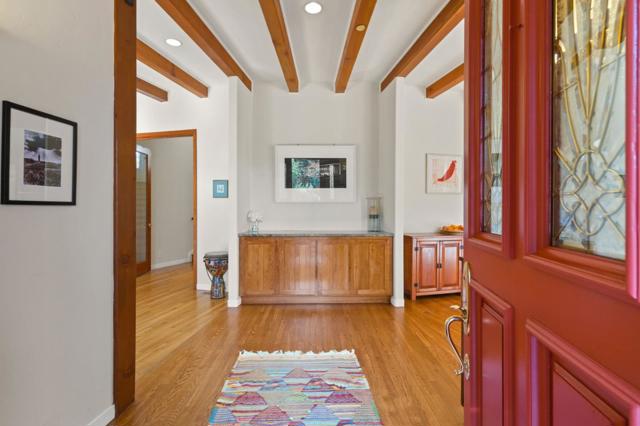 23185 Old Santa Cruz Highway, Los Gatos CA: https://media.crmls.org/mediaz/f066491b-0cf4-4673-8b99-5cd8238aea56.jpg