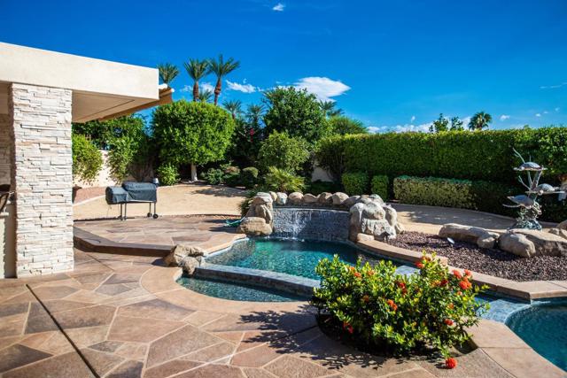 79465 Brookville, La Quinta CA: https://media.crmls.org/mediaz/f0674b5b-f565-4241-871e-6ac5c8ebfea0.jpg