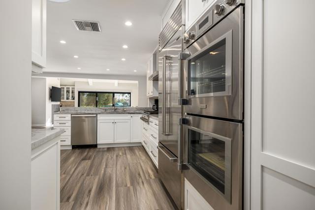 314 Forest Hills Drive, Rancho Mirage CA: https://media.crmls.org/mediaz/f0682f81-5d19-4c34-9581-5a3a89ab1da9.jpg