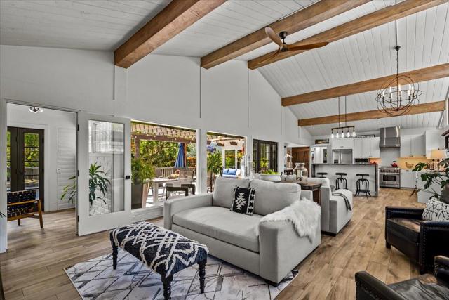 228 Vista Verde, Carmel Valley CA: https://media.crmls.org/mediaz/f0687dbb-3173-49d2-8c9a-2df078b32466.jpg