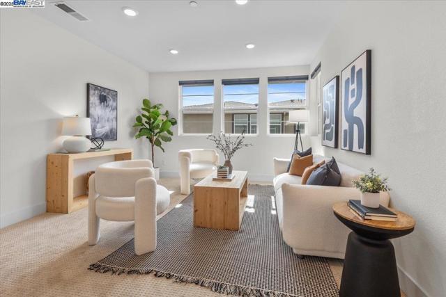 5700 Greige Cir, Dublin CA: https://media.crmls.org/mediaz/f0691cd4-0f3d-4c69-9e5d-15b9a750d988.jpg