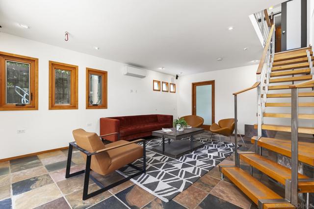 2619 Montclair Street, San Diego CA: https://media.crmls.org/mediaz/f06bc3fe-ab36-4cda-9cdd-c9e13d55498e.jpg