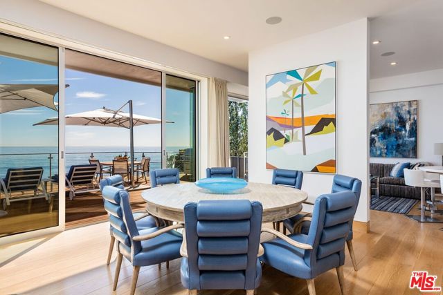 24380 Malibu Road, Malibu CA: https://media.crmls.org/mediaz/f06c0120-a906-4b88-b1ff-555e80585de0.jpg