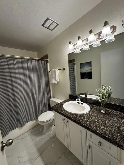 Detail Gallery Image 12 of 29 For 17159 W Bernardo Dr #103,  San Diego,  CA 92127 - 2 Beds | 2 Baths