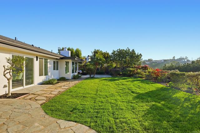 Detail Gallery Image 11 of 54 For 2830 Esturion Pl, Carlsbad,  CA 92009 - 4 Beds | 2/1 Baths