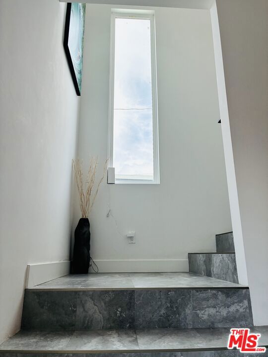 4938 Imlay Avenue, Culver City CA: https://media.crmls.org/mediaz/f06ea6e0-779b-48a2-95bd-bbc037f26224.jpg