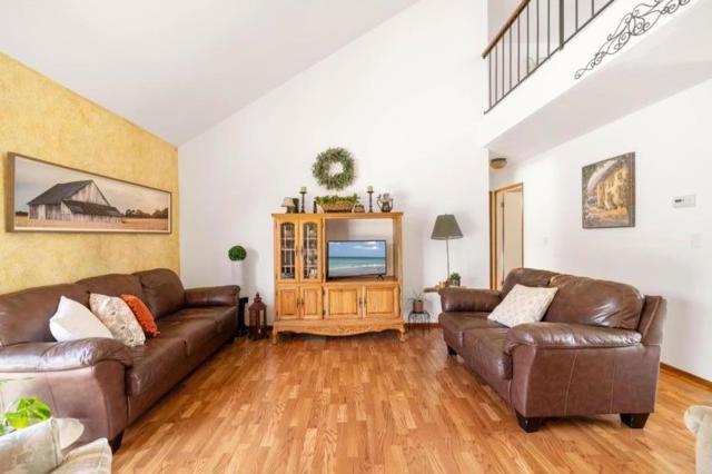 2280 Zoria Circle, San Jose CA: https://media.crmls.org/mediaz/f0703ab7-51c7-4c71-a0c3-26acbddbc684.jpg