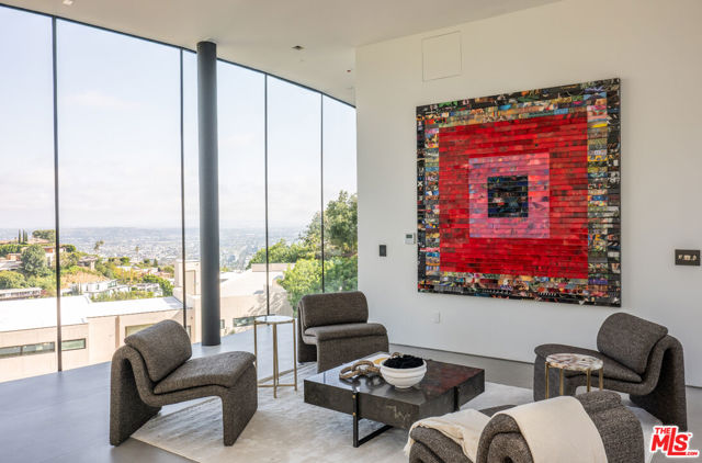 9277 Thrush Way, Los Angeles CA: https://media.crmls.org/mediaz/f0704b6f-317a-4388-8054-135a704b5b2b.jpg