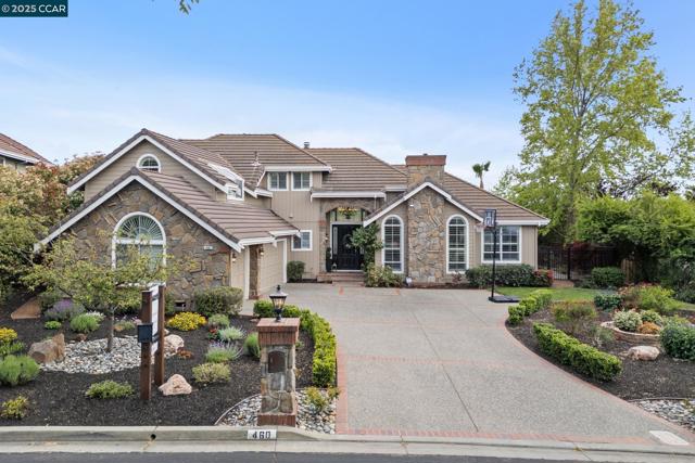 460 Silver Hollow Drive, Walnut Creek CA: https://media.crmls.org/mediaz/f071de5e-6235-4357-aa1b-23ddfb2832b3.jpg