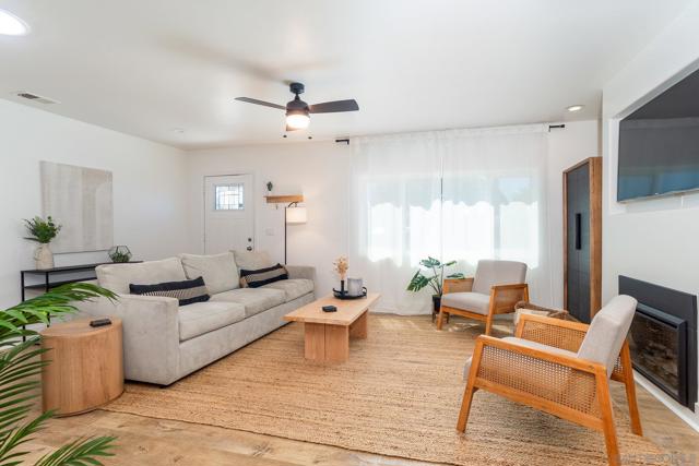 4175 35th St, San Diego CA: https://media.crmls.org/mediaz/f0739e0d-c31a-427e-8999-17a69eedb268.jpg