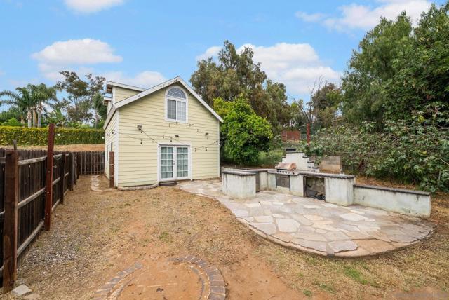 11507 Pinehurst Drive, Lakeside CA: https://media.crmls.org/mediaz/f0746a19-c5cd-4590-864b-b84c6201fc46.jpg