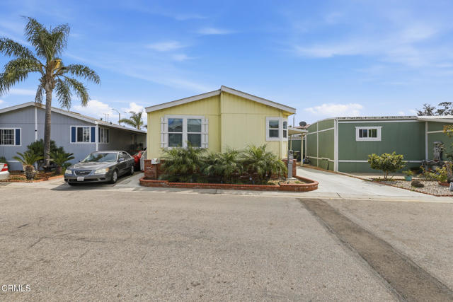 Detail Gallery Image 3 of 37 For 1657 Lime Ave #87,  Oxnard,  CA 93033 - 3 Beds | 2 Baths