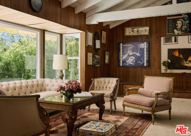 7917 Woodrow Wilson Drive, Los Angeles CA: https://media.crmls.org/mediaz/f075135f-c045-4222-a24e-65ae79deb999.jpg