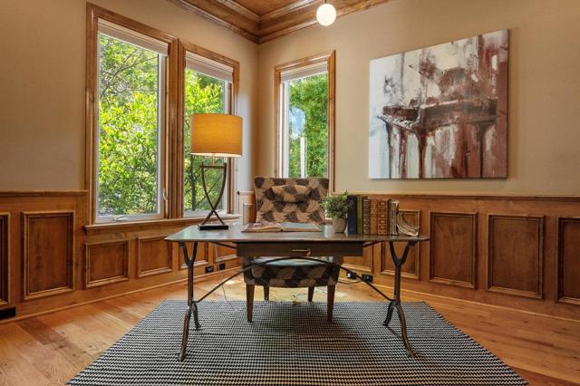 1509 Los Montes Drive, Burlingame CA: https://media.crmls.org/mediaz/f0751c77-54c6-4457-943c-b593f1715d47.jpg