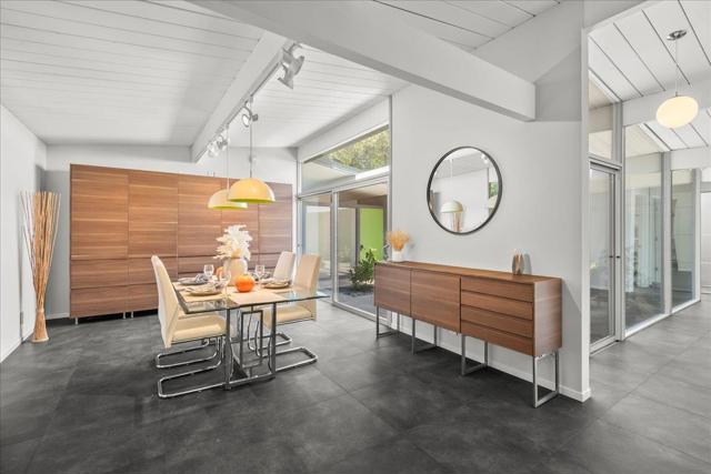 594 W Remington Drive, Sunnyvale CA: https://media.crmls.org/mediaz/f07648d9-bb66-49d3-adc4-0b38d7f311ce.jpg