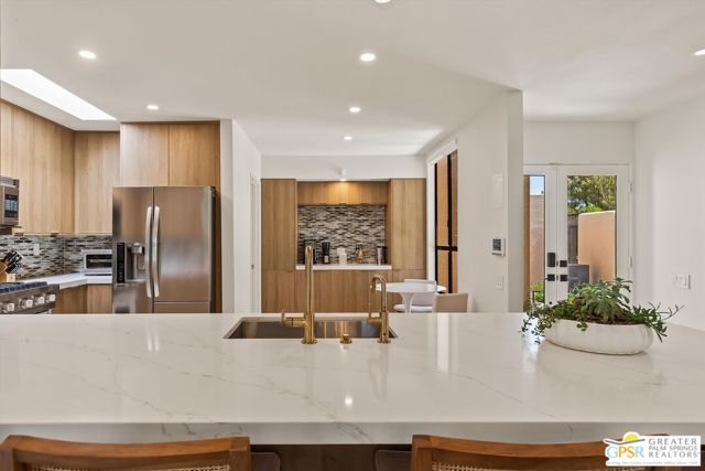 1845 S La Paloma, Palm Springs, CA 92264