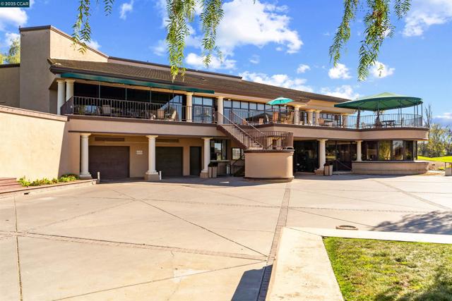5541 Lanai Court, Discovery Bay CA: https://media.crmls.org/mediaz/f0768b86-9c8b-4069-9920-d428aedc7676.jpg